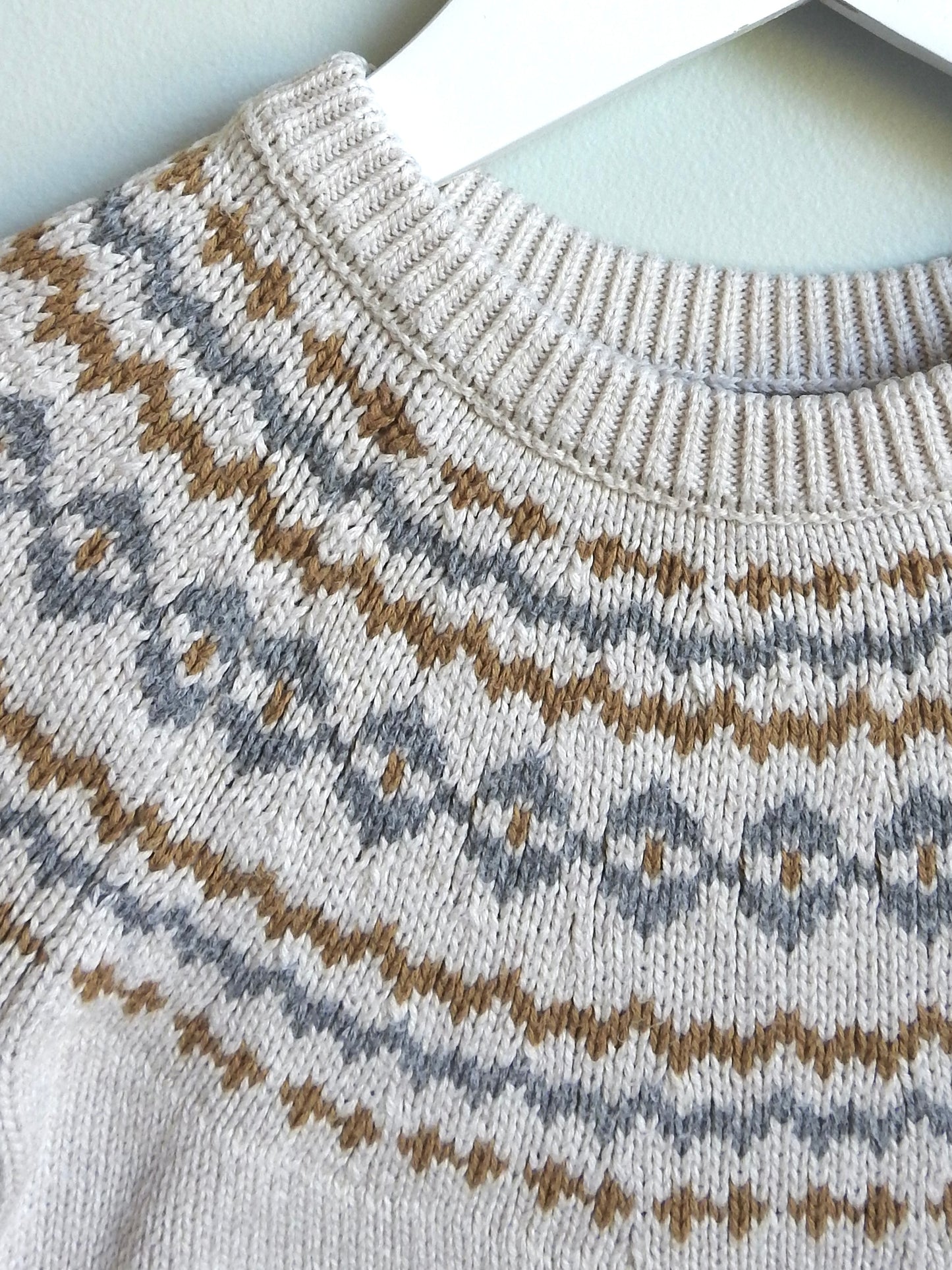 Little Planet by Carter’s Neutral Fair Isle Sweater 2Y