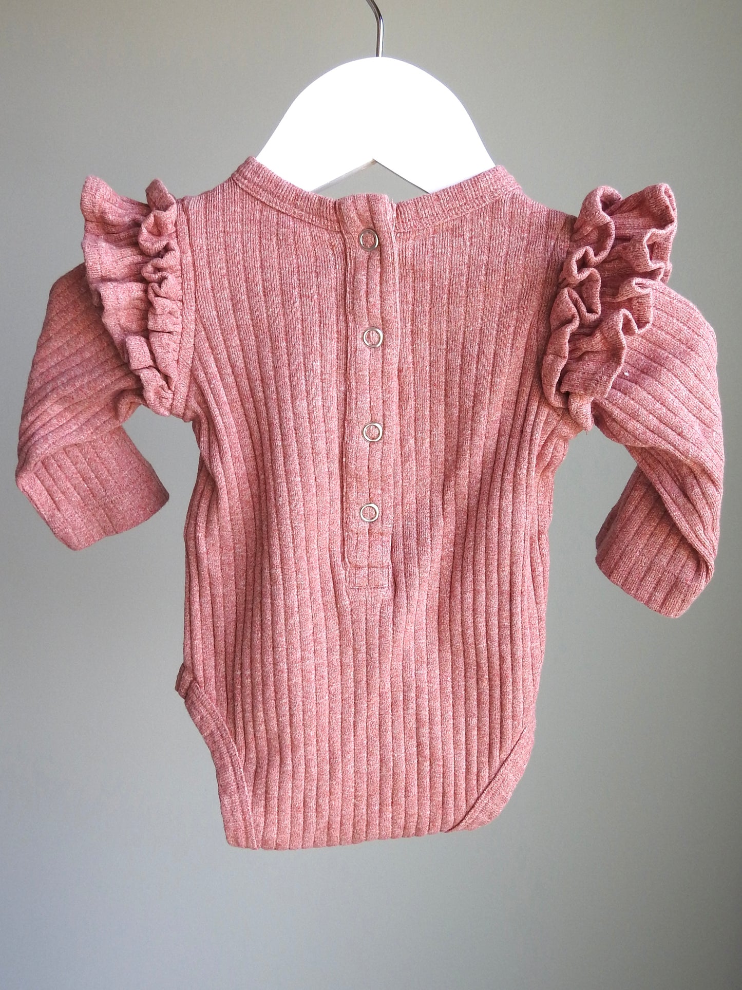 Kate Quinn Pink Long Sleeve Ruffle Bodysuit 0-3M