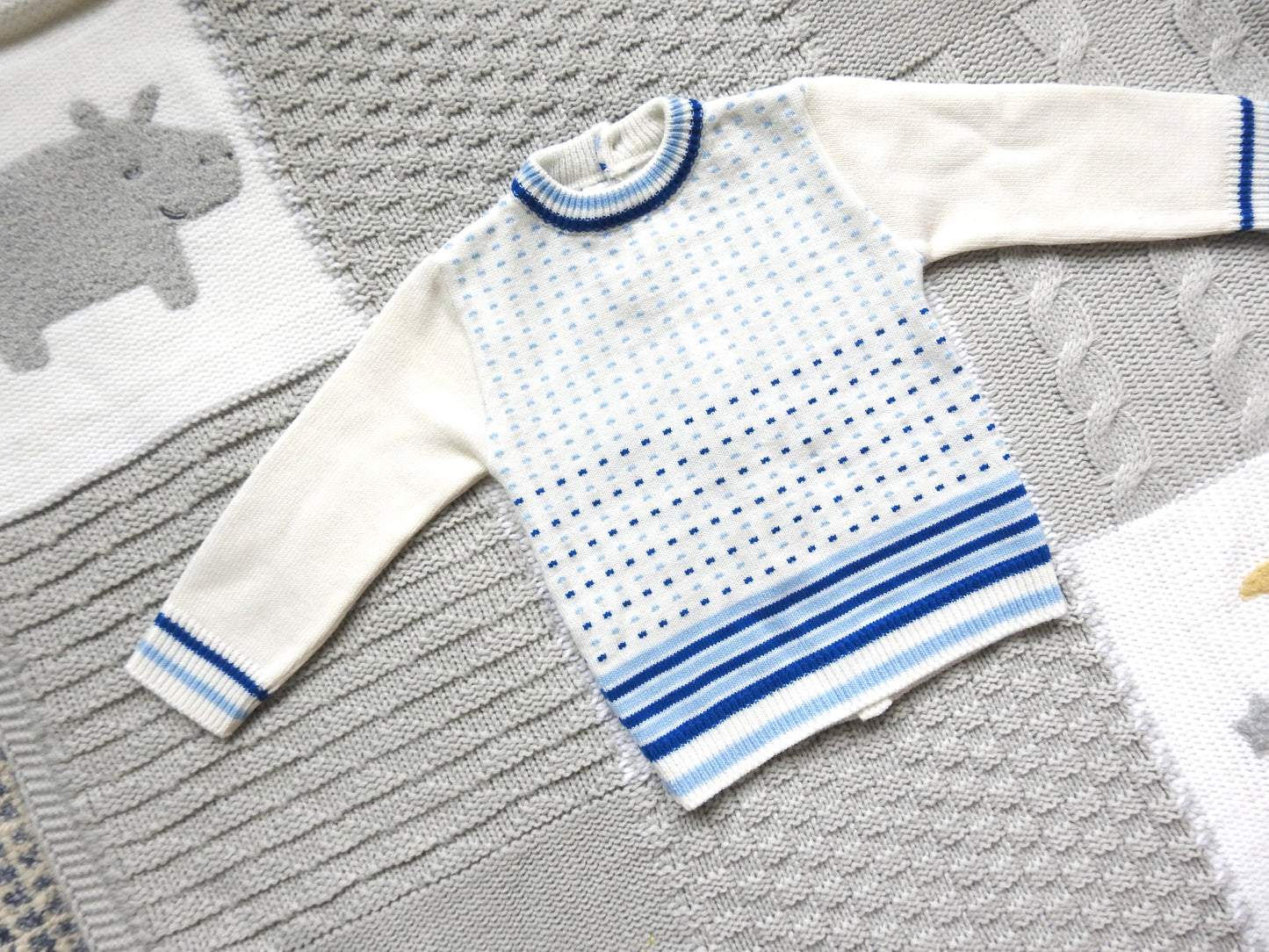 Vintage 60s/70s Nannekins by Nanette Cream Blue Patterned Sweater 3-6M